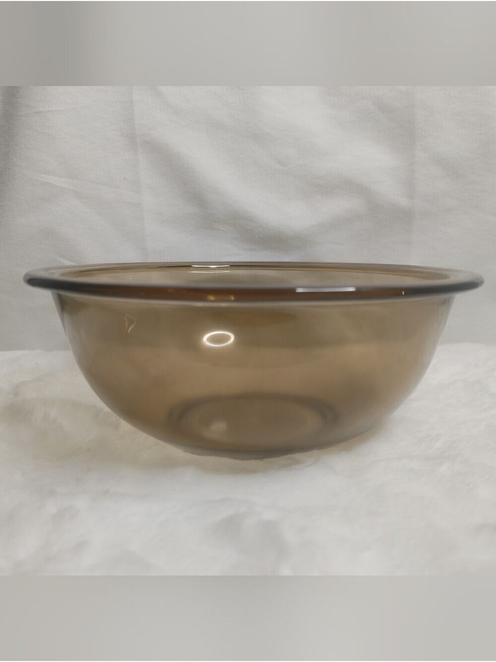 Pyrex #323 is a 1.5-Liter (1.5-Quart) nesting mixing bowl